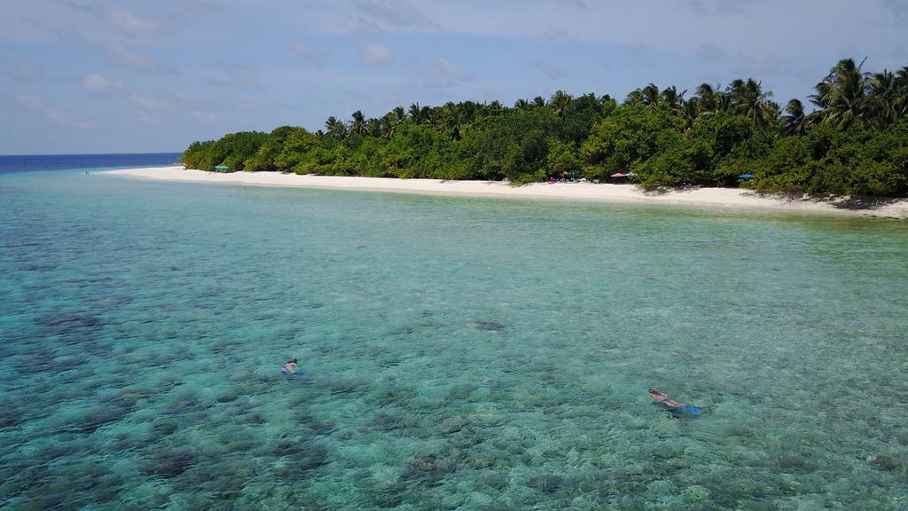Beach Veli Ukulhas Island Exterior photo