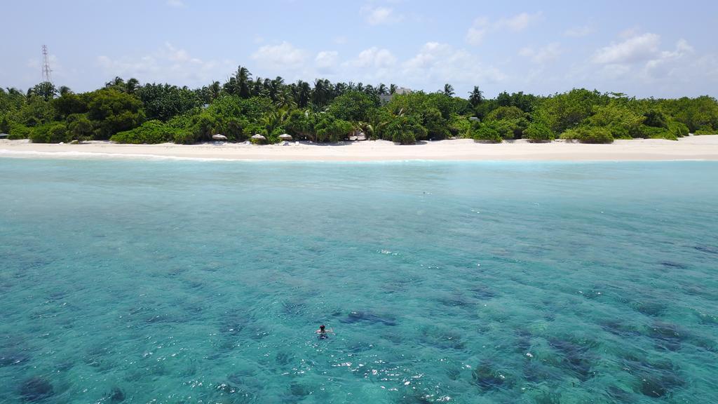 Beach Veli Ukulhas Island Exterior photo