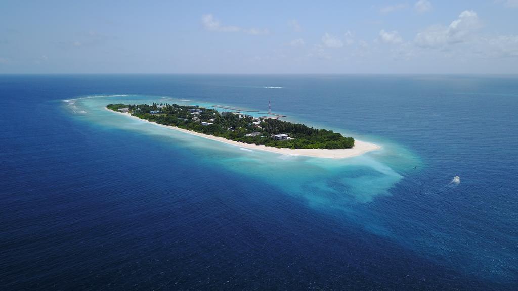 Beach Veli Ukulhas Island Exterior photo