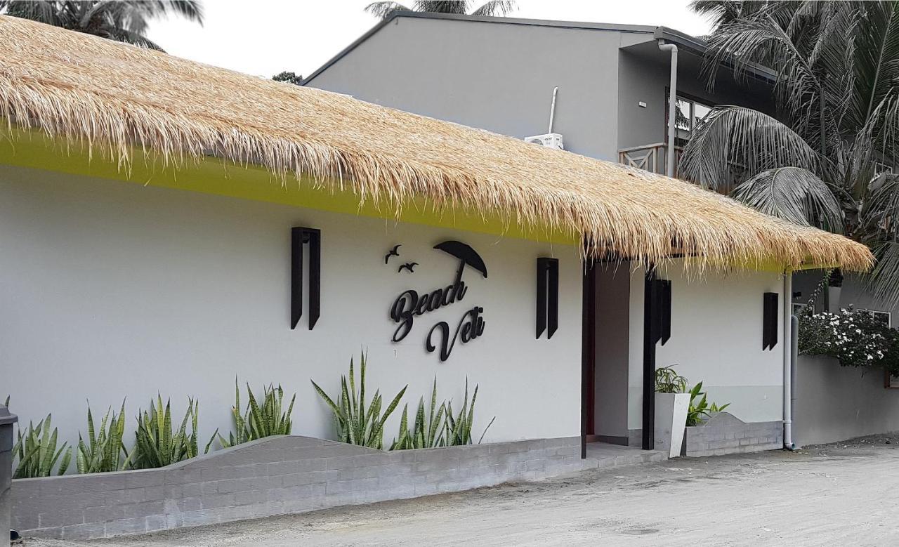 Beach Veli Ukulhas Island Exterior photo